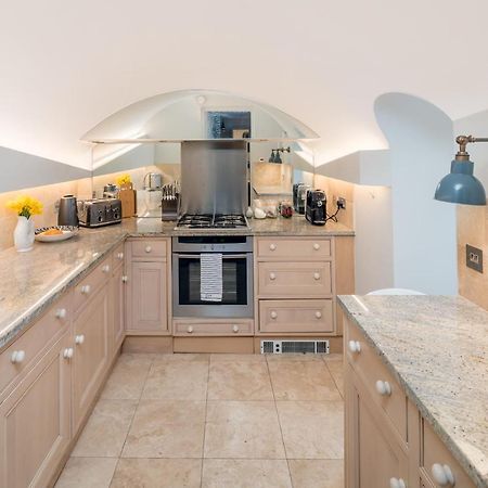 Cozy Flat With Patio In The Heart Of Pimlico Apartamento Londres Exterior foto